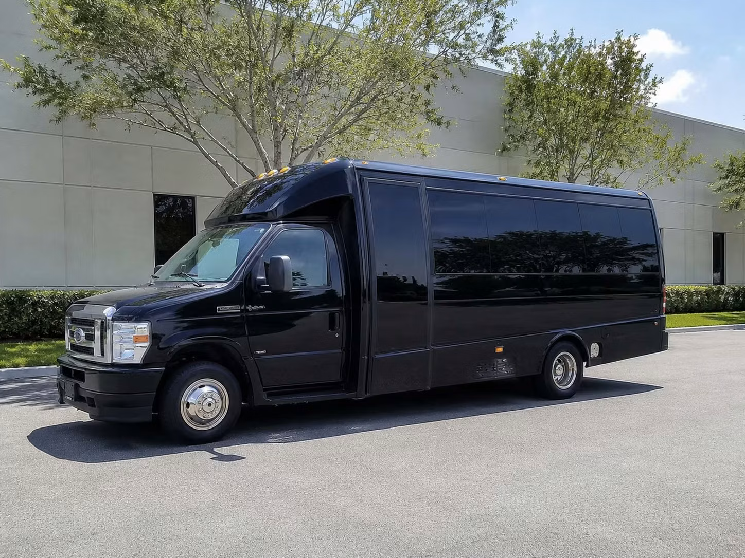 18 passenger minibus