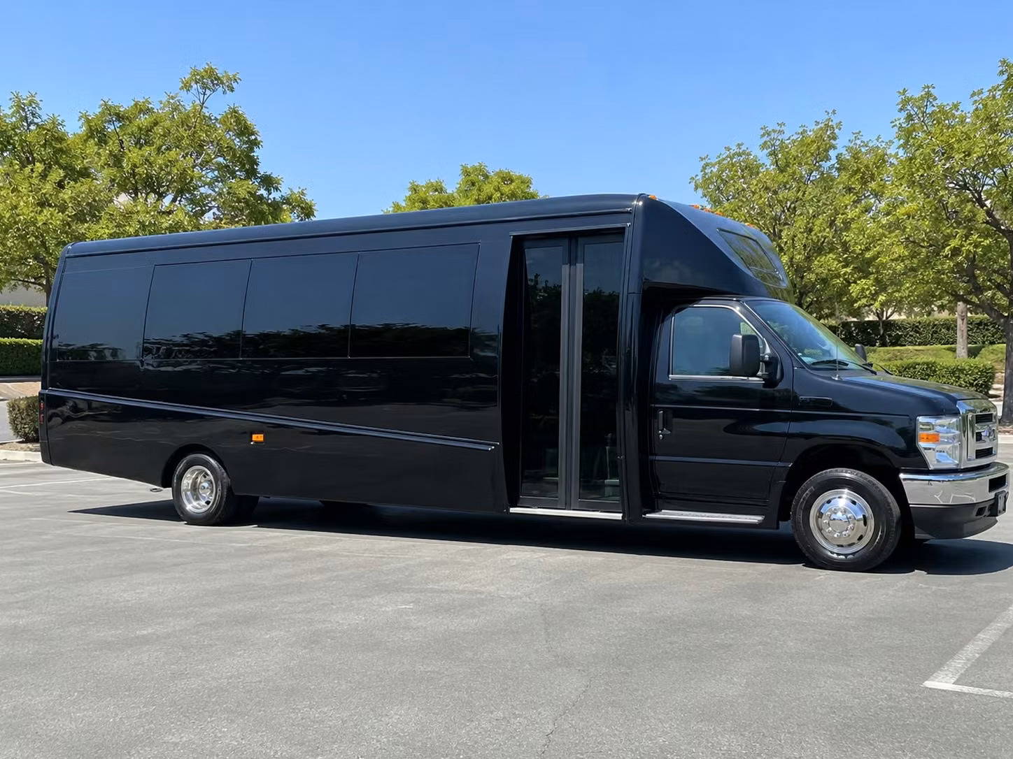 20 passenger minibus